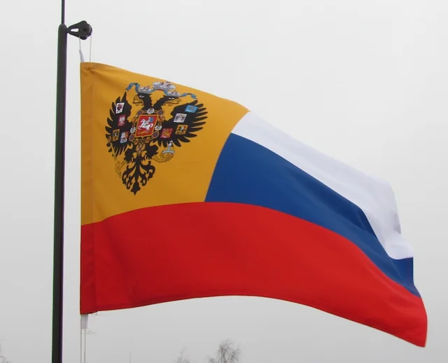 История флагов России